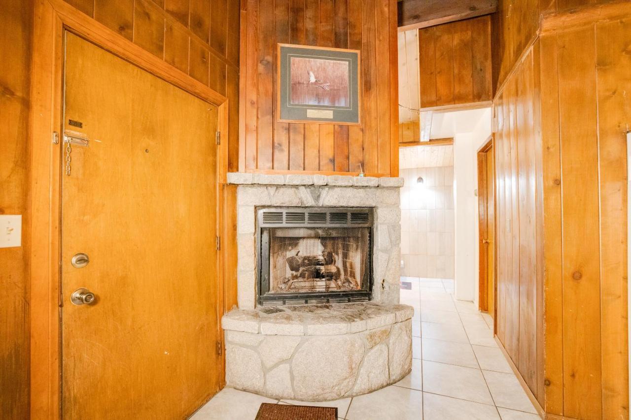 Arrowhead Tree Top Lodge レイク・アローヘッド エクステリア 写真