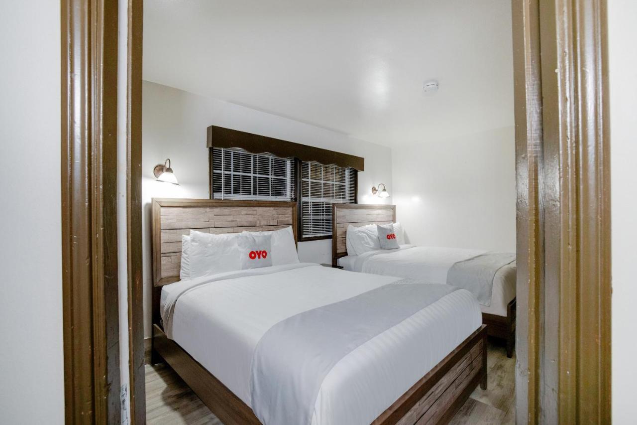 Arrowhead Tree Top Lodge レイク・アローヘッド エクステリア 写真