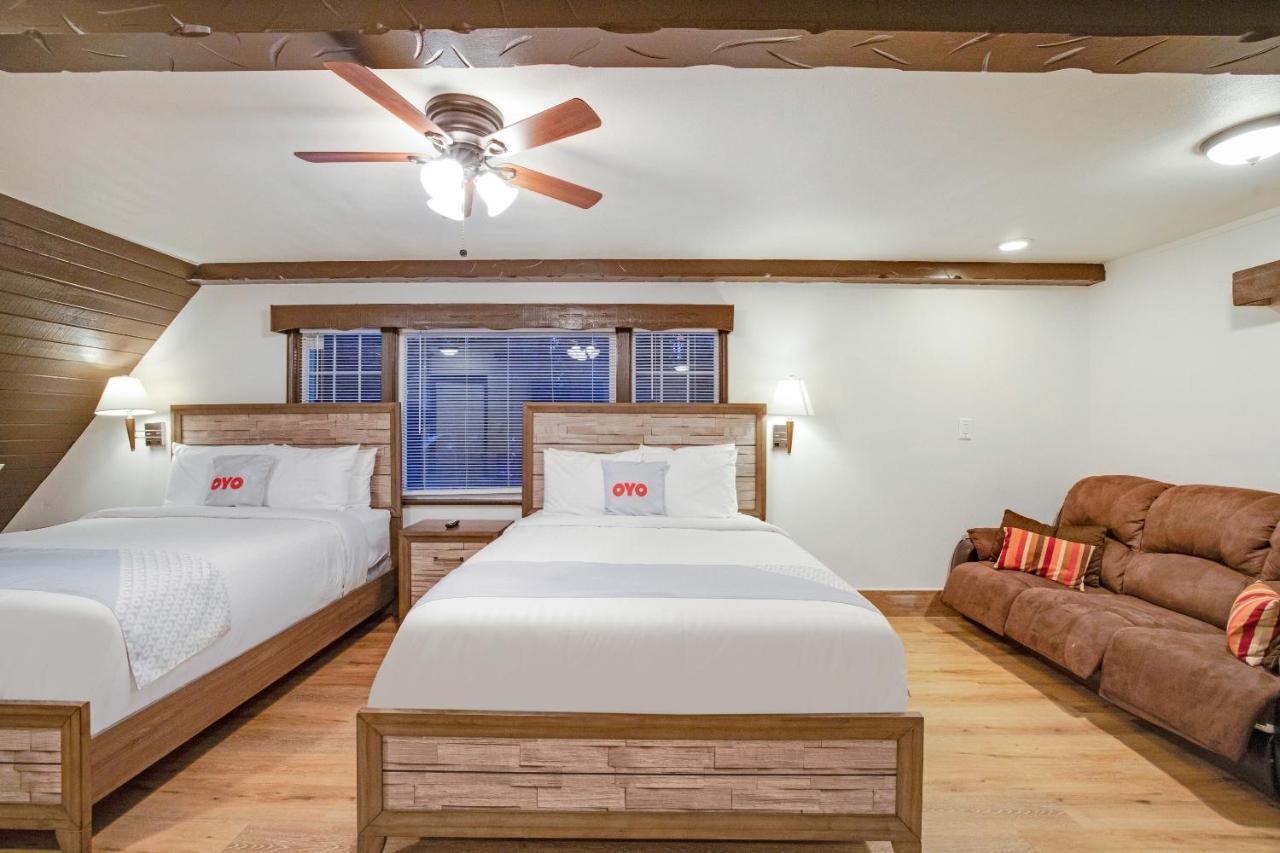 Arrowhead Tree Top Lodge レイク・アローヘッド エクステリア 写真