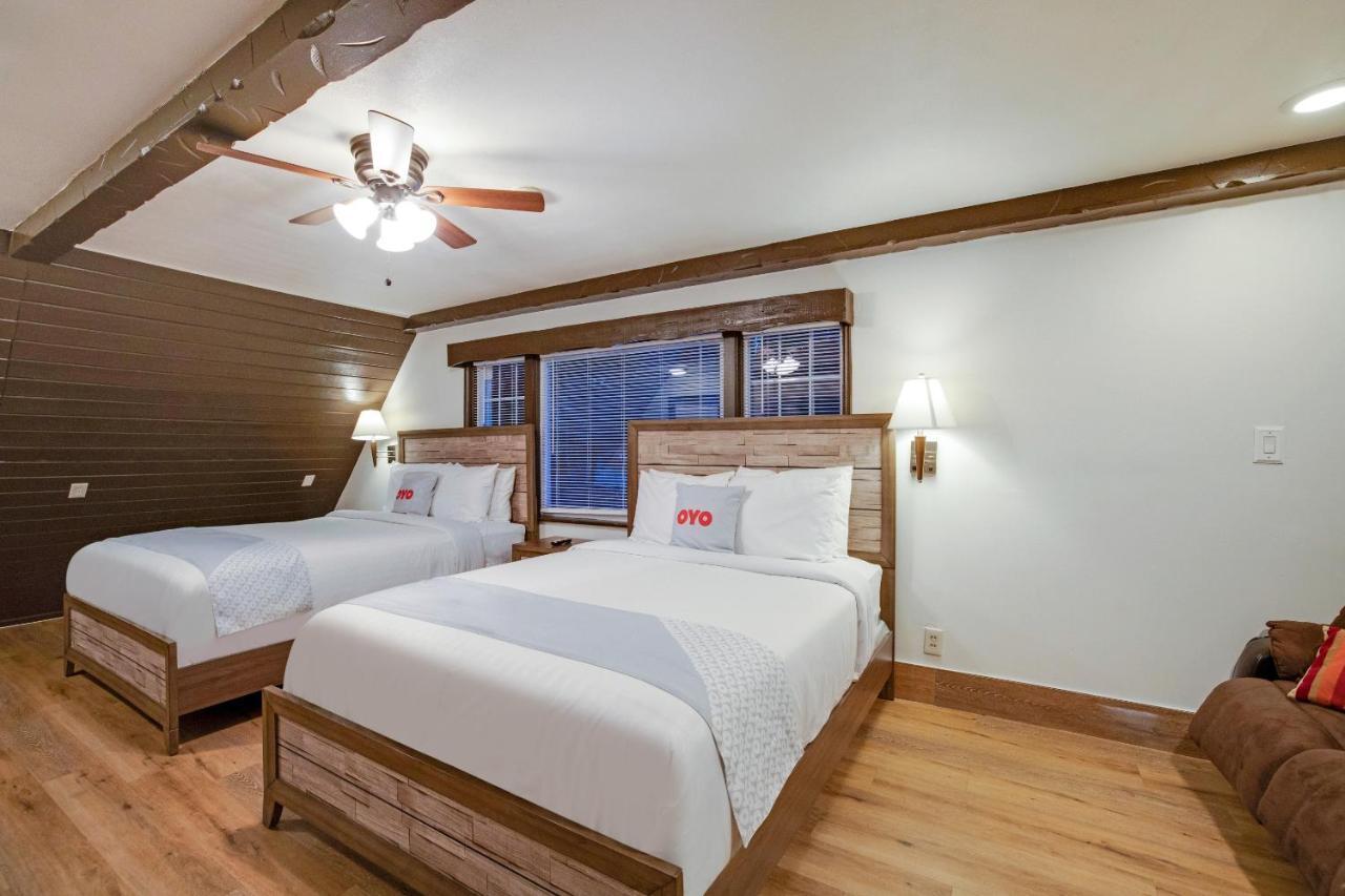 Arrowhead Tree Top Lodge レイク・アローヘッド エクステリア 写真